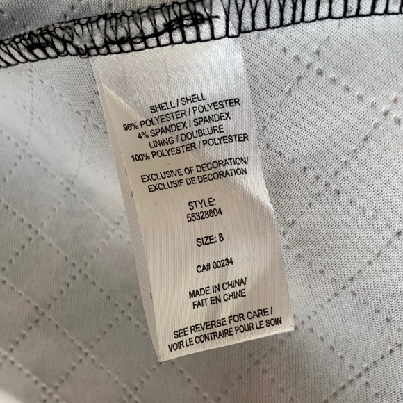 Pippa & Julie Girls black floral quilted cap sleeve dress SIZE 8 - Picture 8 of 9